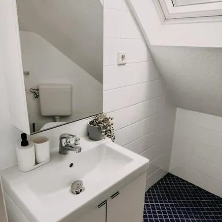 Wohnen Im Laendereck Muelheim Oberhausen Bs2r Essen